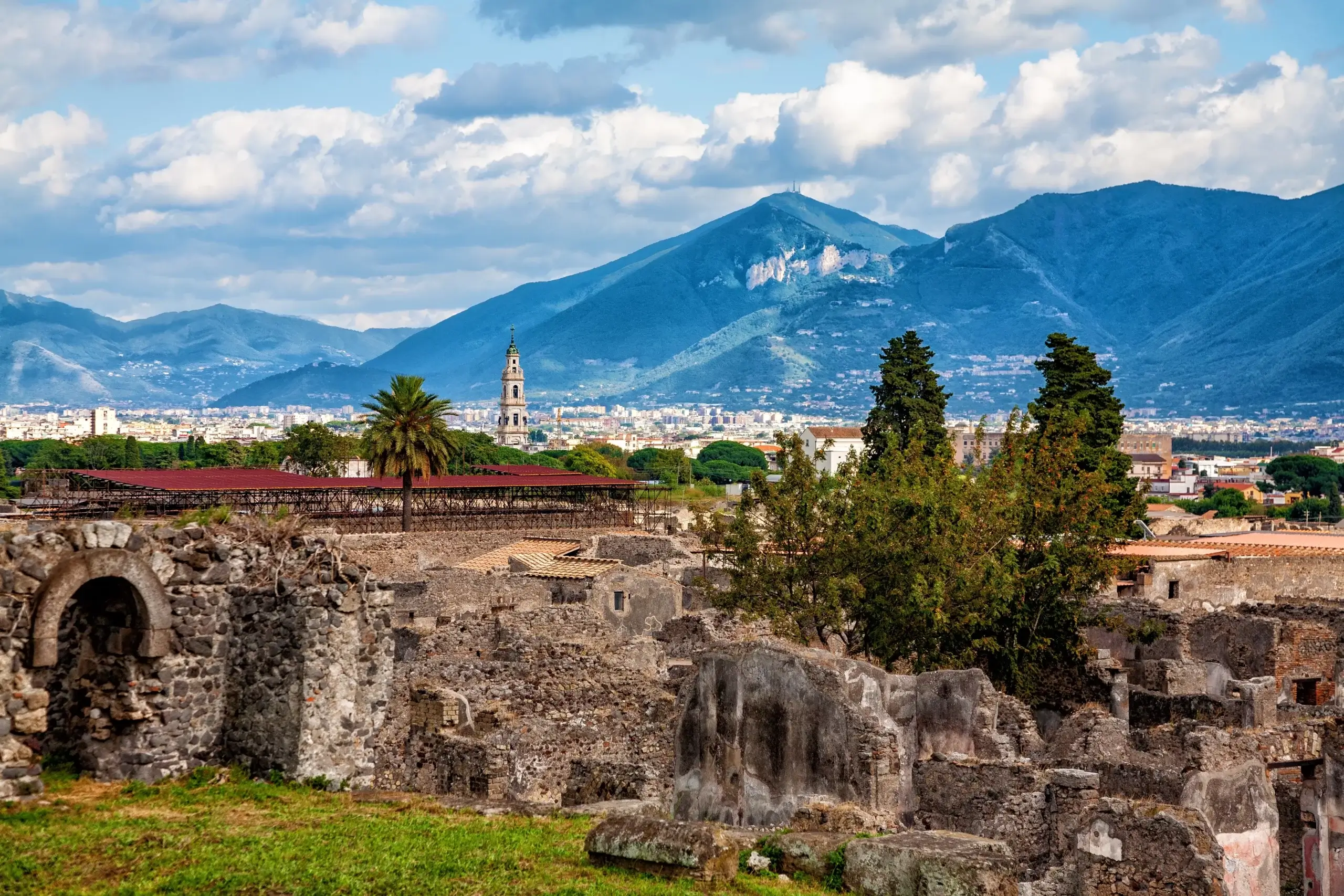 Stay in historic Pompeii