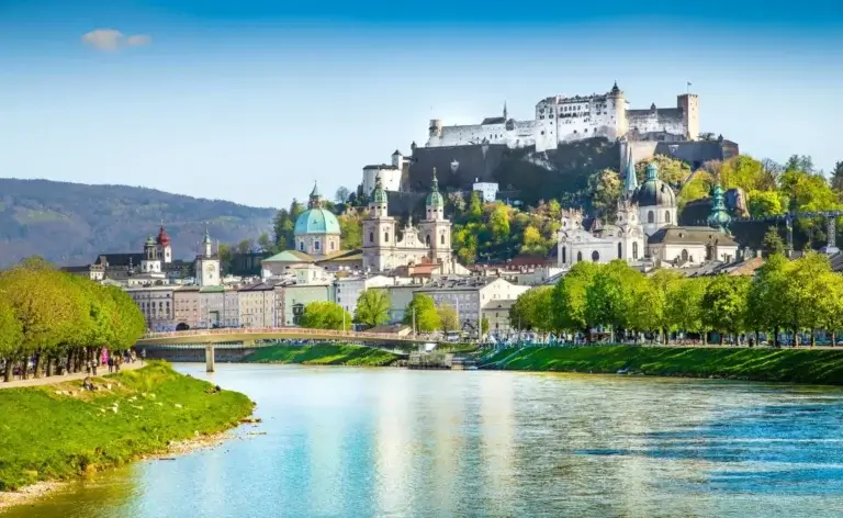 Østrig Salzburg. Østrig med tog