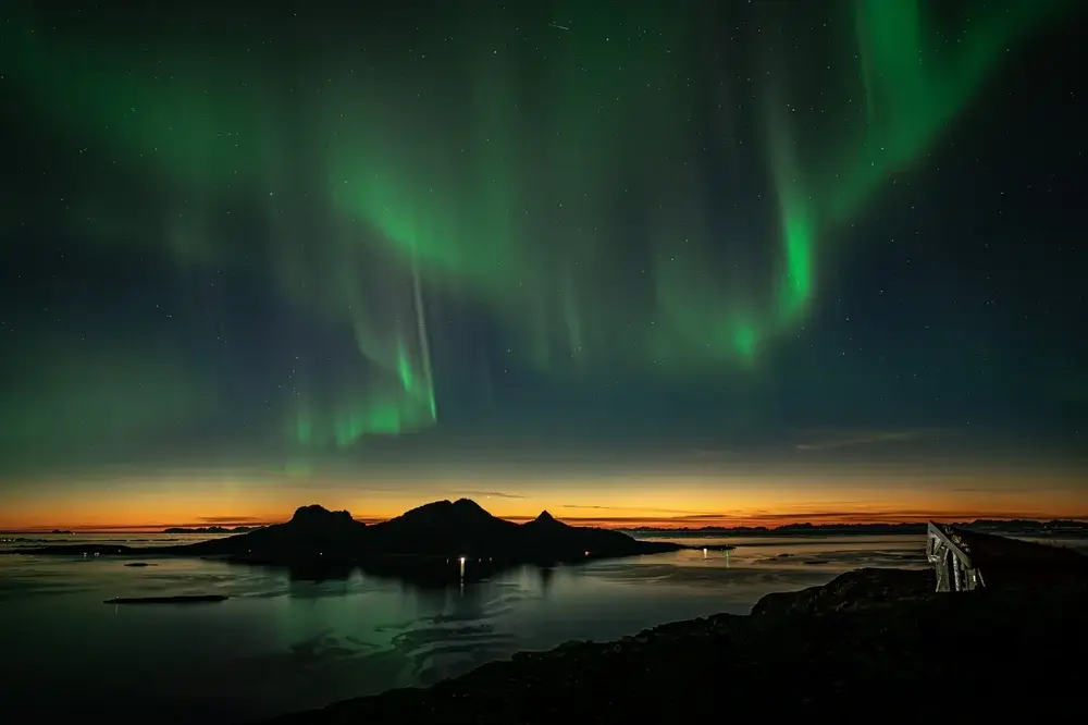 Togrejse til Bodø med nordlys